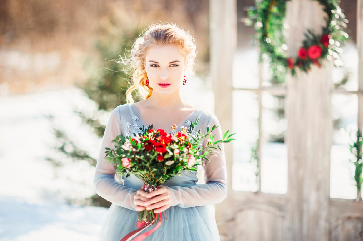 Winter Wedding Inspiration for Engagement Photo Shoots