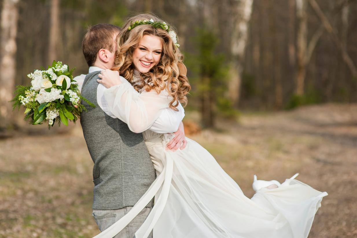 How to have a Wedding in the Woods