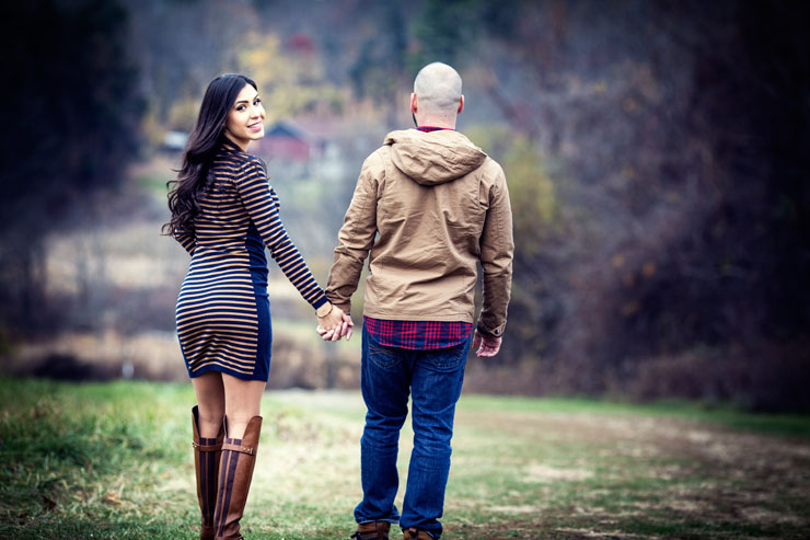 Fall engagement photo shoot in New York park