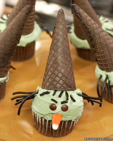 witch cupcakes