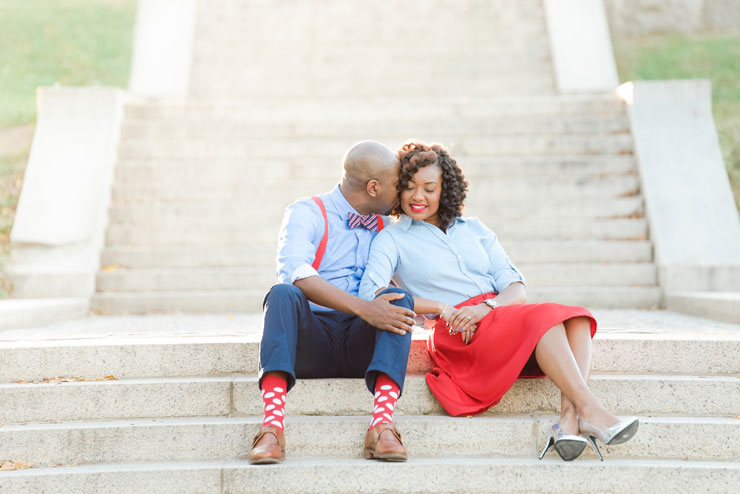 Lincoln Memorial engagement photo by Stephanie Kopf Photography