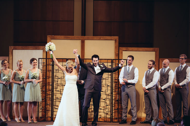 Rustic Minnesota wedding ceremony: they're married!