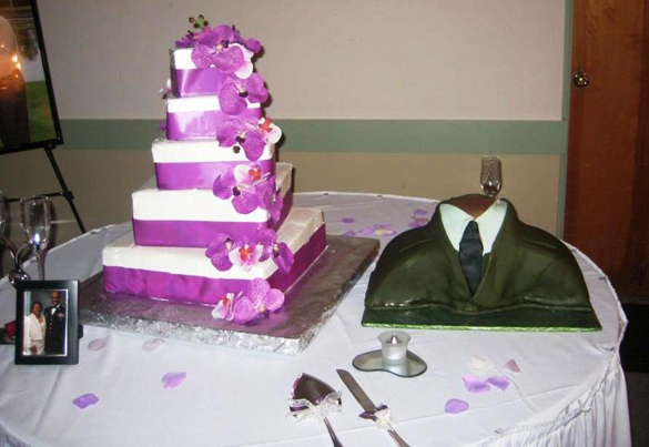 purple wedding cake 