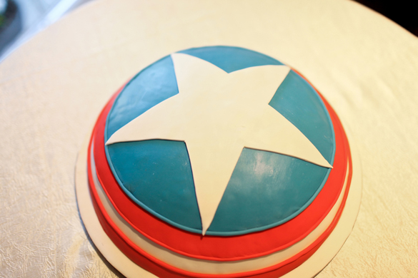 Captain America groom's cake Pepper Nix Photography