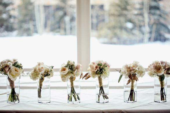 bridesmaid bouquets in winter wedding