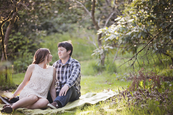 Gorgeous spring Seattle engagement session