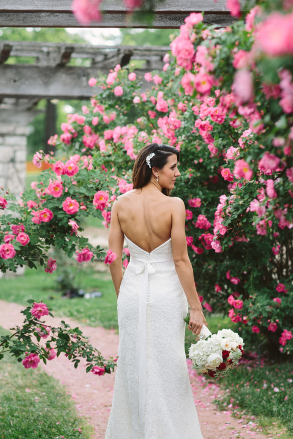 bridal portrait in rose garden at Loose Park, Kansas, MO 