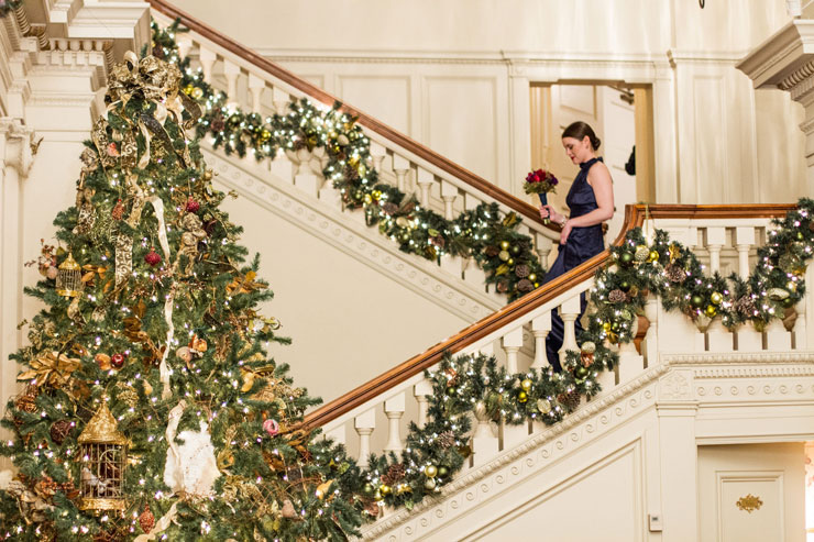 Christmas wedding at Cairnwood Estate in PA